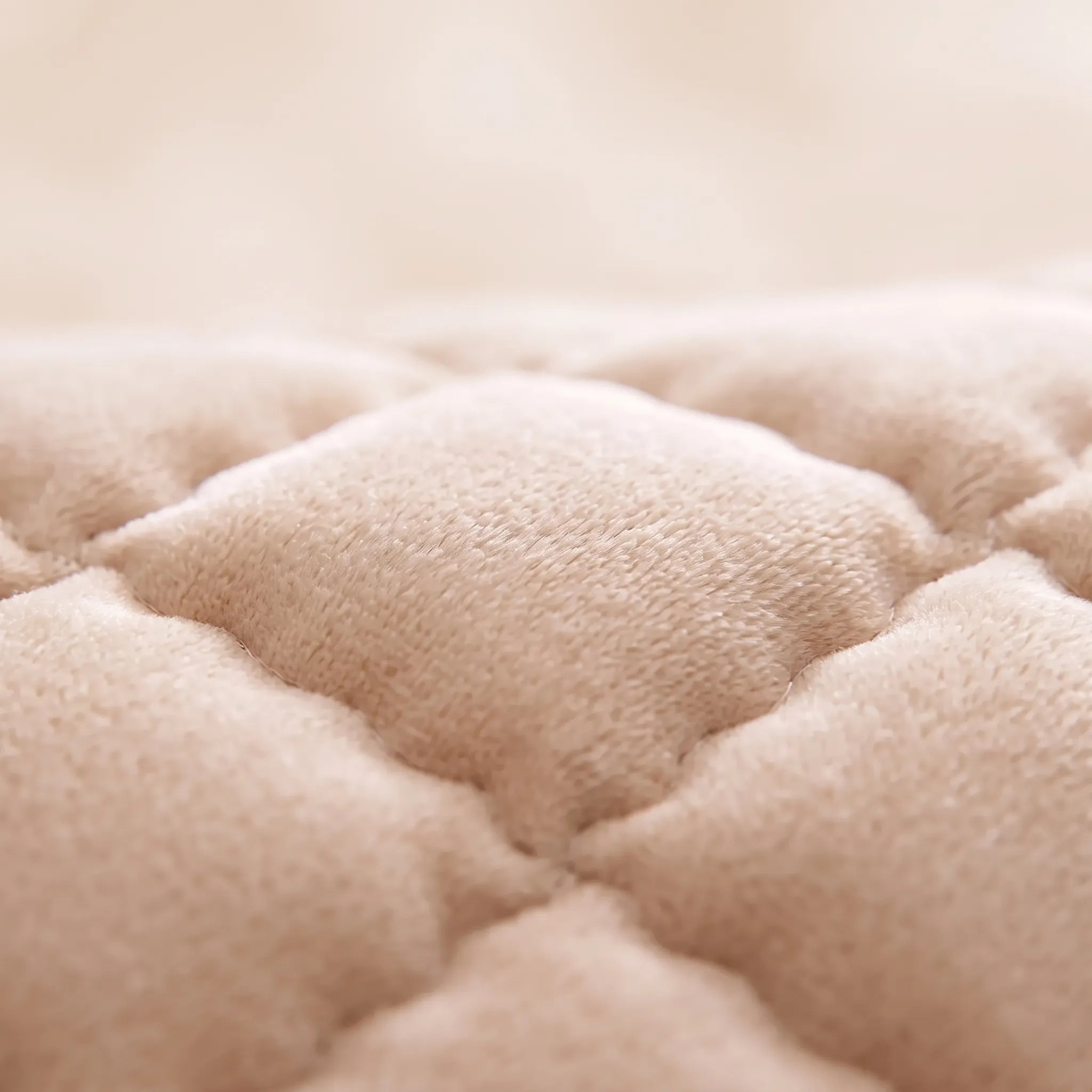 QuiltGuard - Quilted Fitted Mattress Protector Everyday Bedding Upgrades